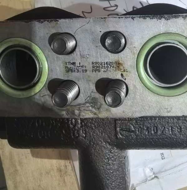 Original Rexroth R902162881 PRESSURE VALVE　